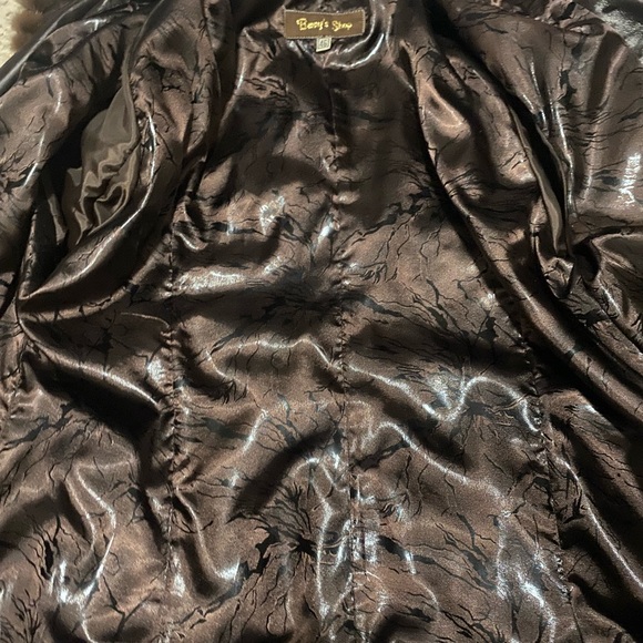 Women’s fur and leather coat - Picture 2 of 8